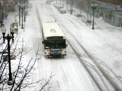 اتوبوس-برف-دانشگاه